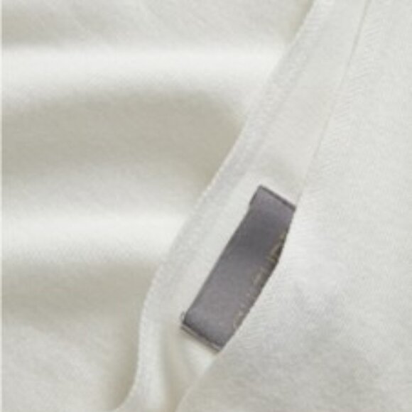 NWT culture offwhite batwing sweater for women size small - Picture 11 of 14